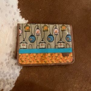 Vintage Birdcage print Fossil Key-Per Toiletry Bag